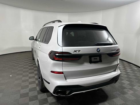 New 2026 BMW X7 xDrive40i w/ Executive Package image 3