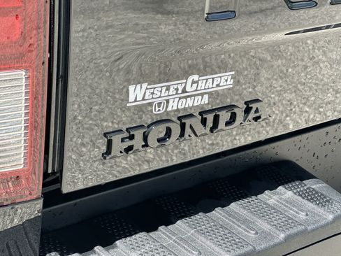 Used 2026 Honda Ridgeline Black Edition image 11