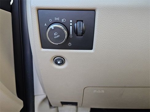 Used 2017 Jeep Grand Cherokee Limited w/ Luxury Group II image 27