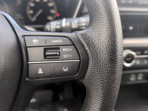 Used 2025 Honda CR-V EX image 19