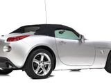 Used 2007 Pontiac Solstice Convertible w/ Premium Package image 4