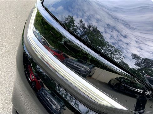 Used 2024 Honda HR-V EX-L image 30