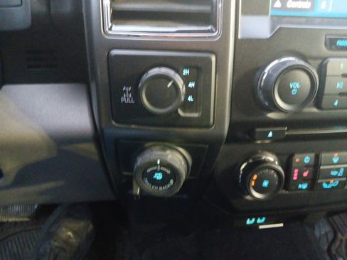 Used 2018 Ford F150 XLT w/ Equipment Group 302A Luxury image 25