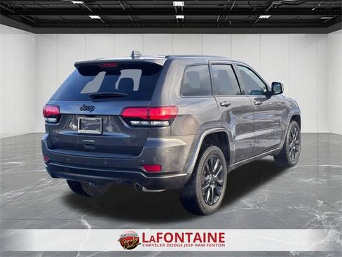 Certified 2021 Jeep Grand Cherokee Laredo X image 5