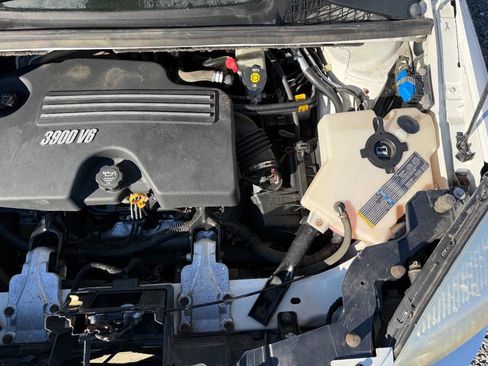 Used 2008 Chevrolet Uplander image 11