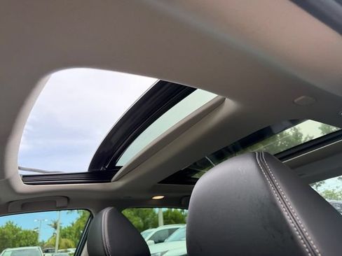 Used 2020 Nissan Maxima Platinum w/ Sport Mat Group FWD image 23