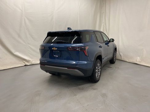 New 2026 Chevrolet Equinox LT w/ Convenience Package II AWD/4WD image 6