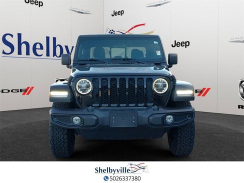 Used 2021 Jeep Gladiator Willys image 2