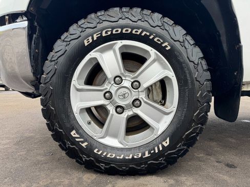 Used 2016 Toyota Tundra SR5 AWD/4WD image 13