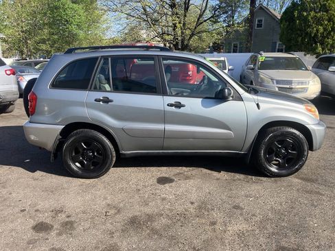 Used 2005 Toyota RAV4 2WD image 6