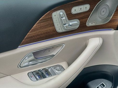 Certified 2025 Mercedes-Benz GLE 350 4MATIC image 18