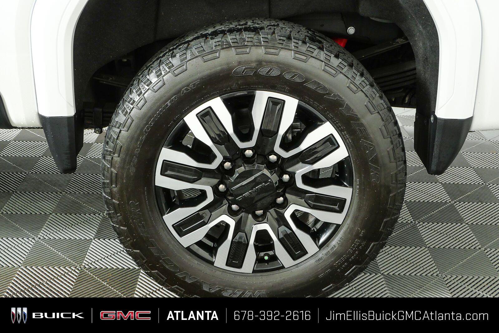 Used 2024 GMC Sierra 2500 Denali Ultimate w/ Max Trailering Package AWD/4WD image 36