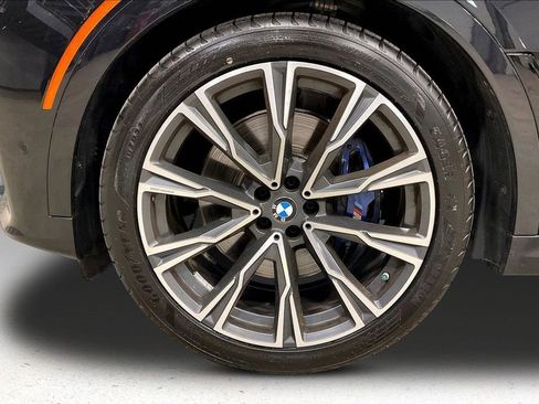Used 2022 BMW X7 M50i w/ Dynamic Handling Package AWD/4WD image 35