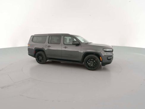 New 2025 Jeep Wagoneer L Series II w/ Premium Group I image 15