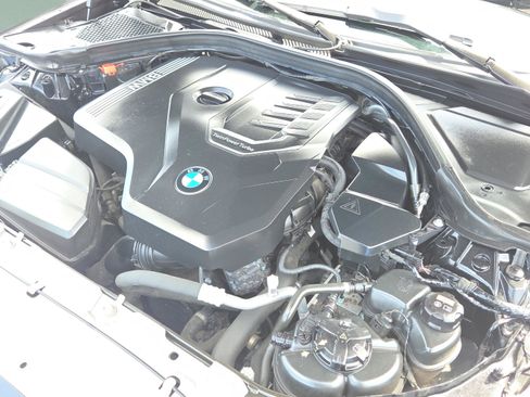 Used 2019 BMW 330i xDrive Sedan w/ Driving Assistance Package image 21