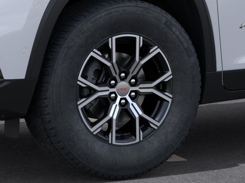 New 2026 GMC Acadia AT4 w/ Luxury Package AWD/4WD image 9