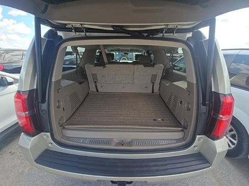 Used 2015 Chevrolet Suburban LT w/ Max Trailering Package RWD image 8