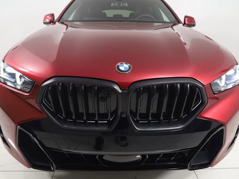 Used 2024 BMW X6 xDrive40i w/ Premium Package image 56