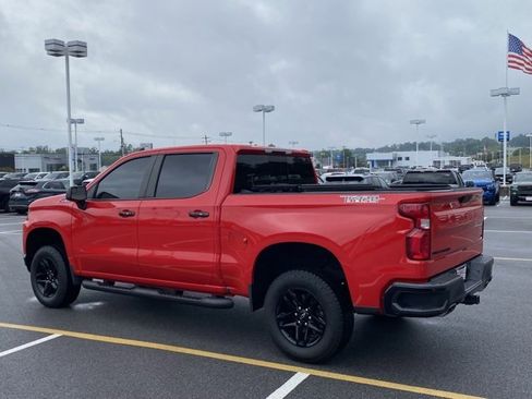 Used 2019 Chevrolet Silverado 1500 LT Trail Boss image 3
