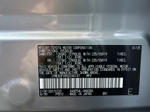 Used 2025 Toyota RAV4 XSE image 34