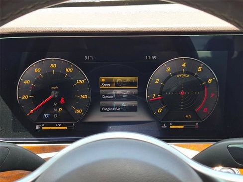 Used 2019 Mercedes-Benz E 300 image 11