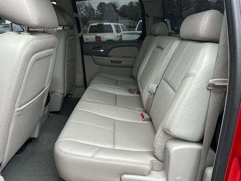 Used 2011 Chevrolet Silverado 2500 LTZ w/ Snow Plow Prep Package image 11