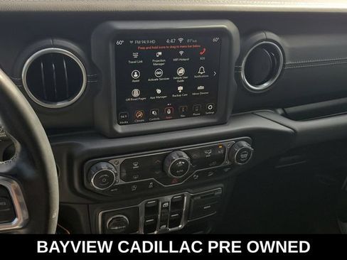 Used 2020 Jeep Wrangler Unlimited Sahara AWD/4WD image 24