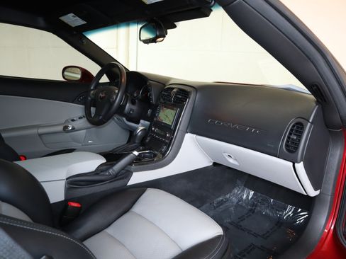 Used 2011 Chevrolet Corvette Grand Sport w/ Preferred Equipment Group RWD image 36
