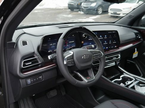 New 2026 Chevrolet Traverse Z71 w/ Enhanced Driving Package image 10