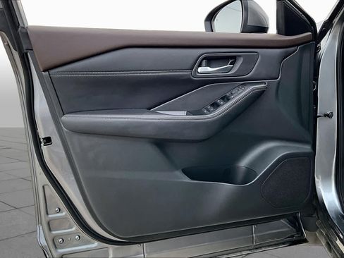 Certified 2022 Nissan Rogue SV w/ SV Premium Package FWD image 22