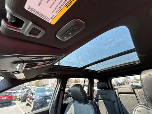 New 2026 Jeep Grand Cherokee Limited image 36