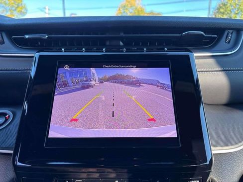 New 2025 Jeep Grand Cherokee L Altitude image 13