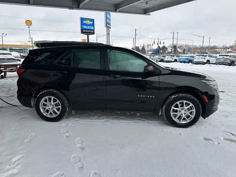 Certified 2024 Chevrolet Equinox LS w/ Driver Confidence II Package image 4