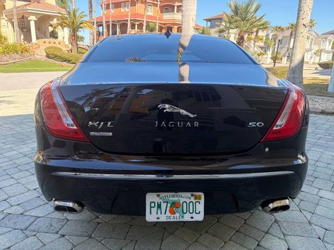 Used 2013 Jaguar XJ L Ultimate image 35