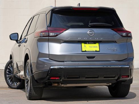 Used 2024 Nissan Rogue Platinum w/ Platinum Premium Package AWD/4WD image 5