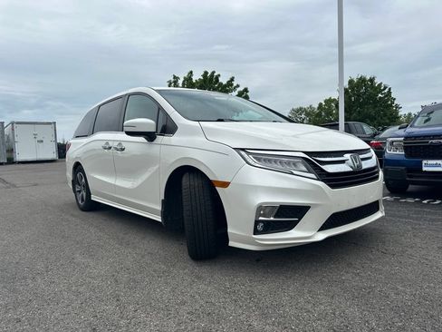 Used 2018 Honda Odyssey Touring image 14
