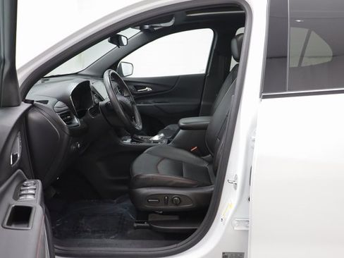 Used 2022 Chevrolet Equinox RS w/ RS Leather Package image 5