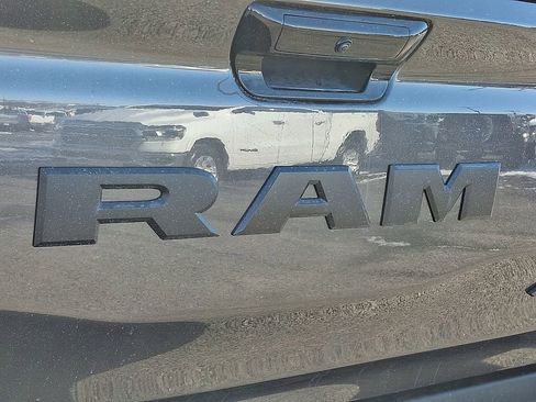 New 2026 RAM 1500 4x4 Crew Cab image 21