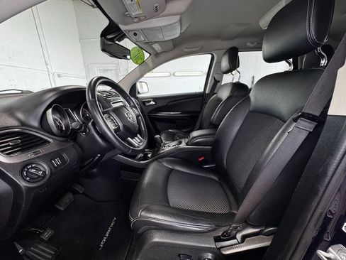 Used 2017 Dodge Journey Crossroad w/ Popular Equipment Group AWD/4WD image 12