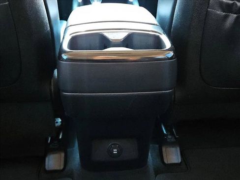 Used 2020 Kia Telluride S image 18