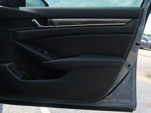 Used 2022 Honda Accord Sport image 47