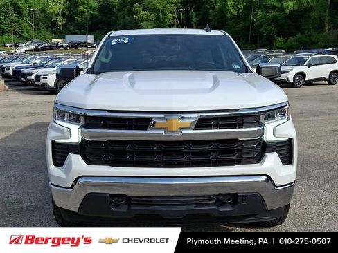 Certified 2022 Chevrolet Silverado 1500 LT w/ Z71 Off-Road Package AWD/4WD image 3