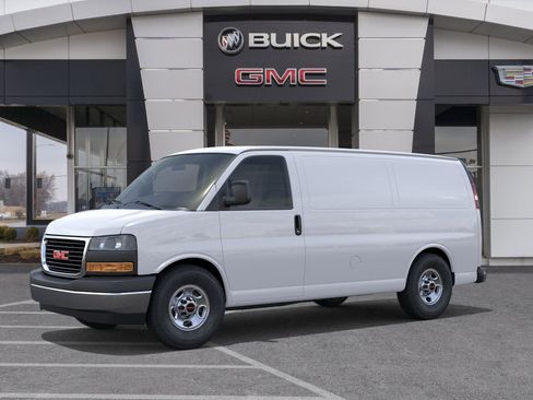 New 2026 GMC Savana 2500 RWD image 2