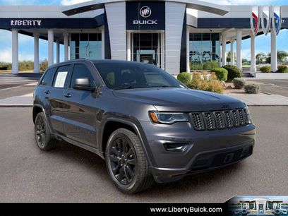 Used 2020 Jeep Grand Cherokee Altitude