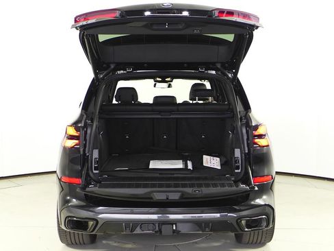 Used 2026 BMW X5 xDrive40i w/ M Sport Package AWD/4WD image 10