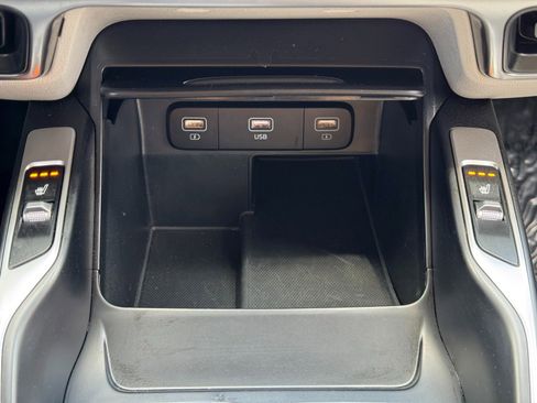 Used 2022 Kia Sorento S w/ Panoramic Sunroof Package FWD image 28