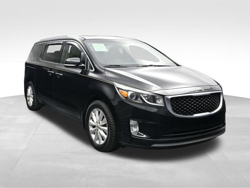Used 2016 Kia Sedona EX FWD image 7