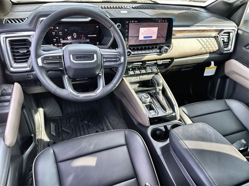 New 2026 GMC Canyon Denali image 20