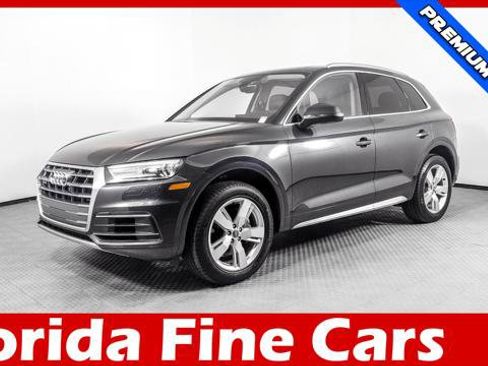 Used 2019 Audi Q5 2.0T Premium w/ Convenience Package image 1