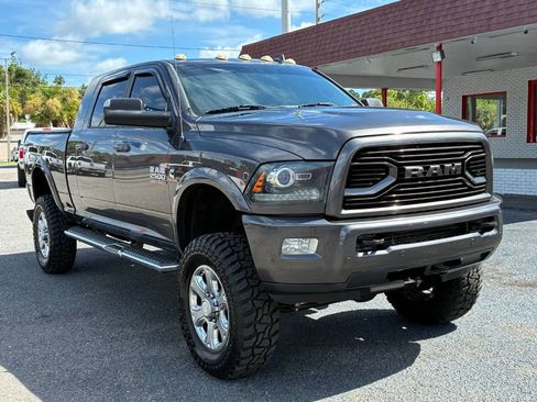 Used 2018 RAM 2500 Laramie w/ Sport Appearance Group AWD/4WD image 8